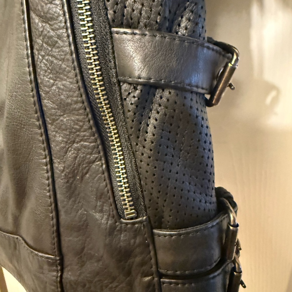Black Arrow Motorcycle Black Leather Jacket - Picture 10 of 12
